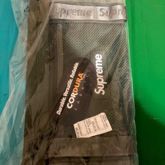 Supreme FW20 Mini Duffle Bag